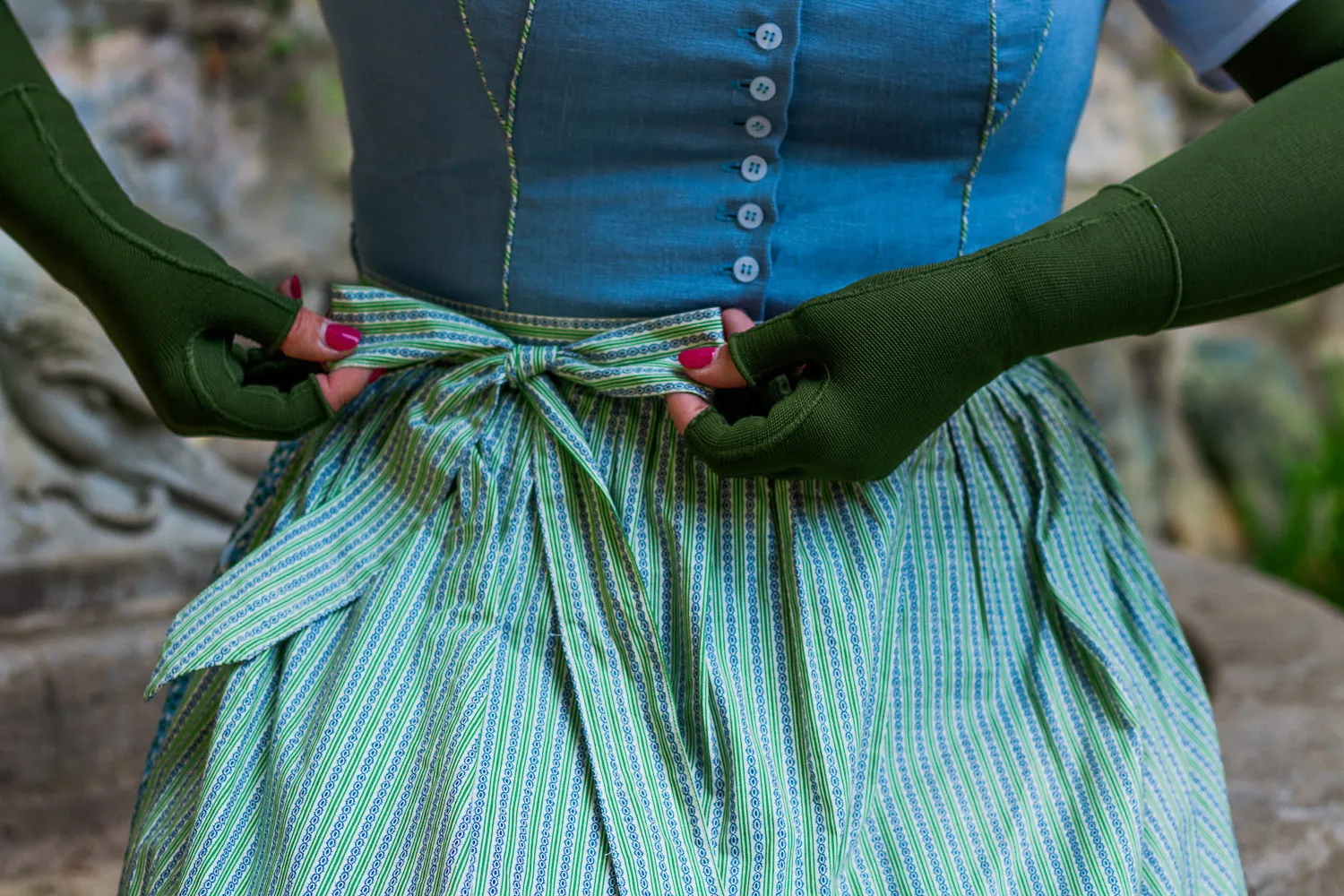 Oktoberfest mit Lipödem und Lymphödem: Im Dirndl zur Wiesn-Flachstrick-Queen