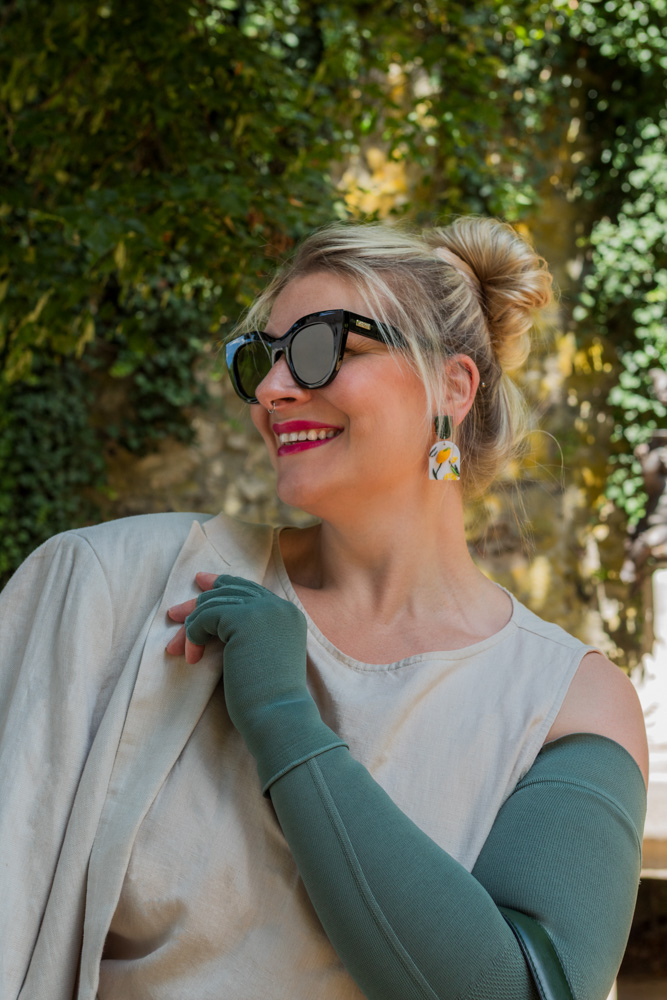 medi Salbeigrün Lipödem Mode Caroline Sprott mediven 550 Flachstrick-Kompression Fashion Plussize Health Influencer