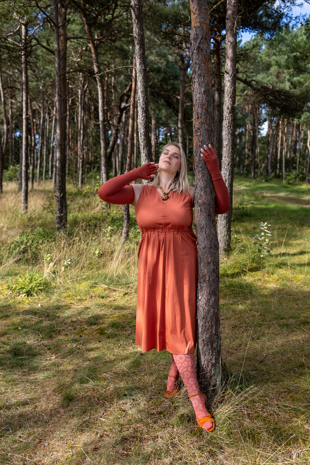 medi Trendfarbe Rostrot - Fotoshooting in Dänemark mit Kompression